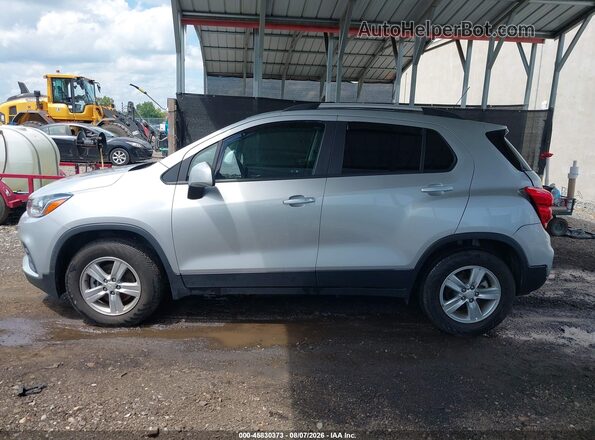 KL7CJPSM4NB560941 2022 CHEVROLET TRAX Silver Vista interior de 360 grados