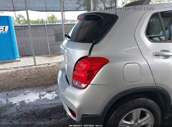 KL7CJPSM4NB560941 2022 CHEVROLET TRAX Silver 
