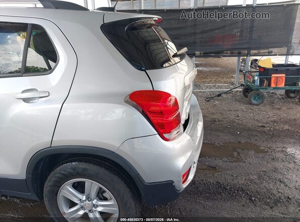 KL7CJPSM4NB560941 2022 CHEVROLET TRAX Silver 