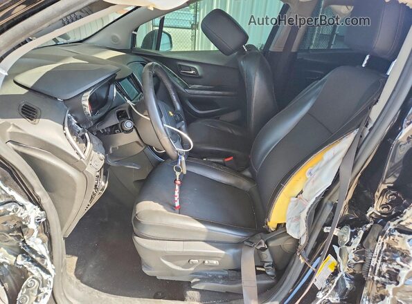 KL7CJPSM5NB564903 2022 CHEVROLET TRAX Black წინა სალონის ხედი