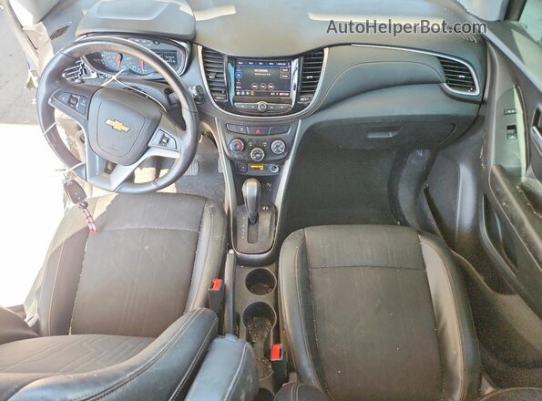 KL7CJPSM5NB564903 2022 CHEVROLET TRAX Black წინა პანელის ხედი