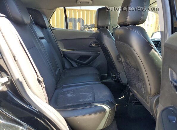 KL7CJPSM7MB372297 2021 CHEVROLET TRAX Black Vista interior trasera