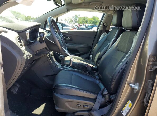 KL7CJPSMXMB360869 2021 CHEVROLET TRAX Brown წინა სალონის ხედი
