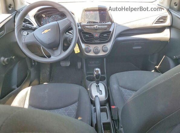KL8CB6SA0MC718502 2021 CHEVROLET SPARK Silver Widok deski rozdzielczej