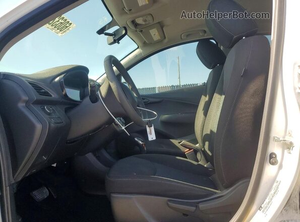 KL8CB6SA0NC026273 2022 CHEVROLET SPARK White Vista interior delantera