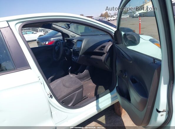 KL8CB6SA1HC752437 2017 CHEVROLET SPARK Teal Widok wnętrza z przodu