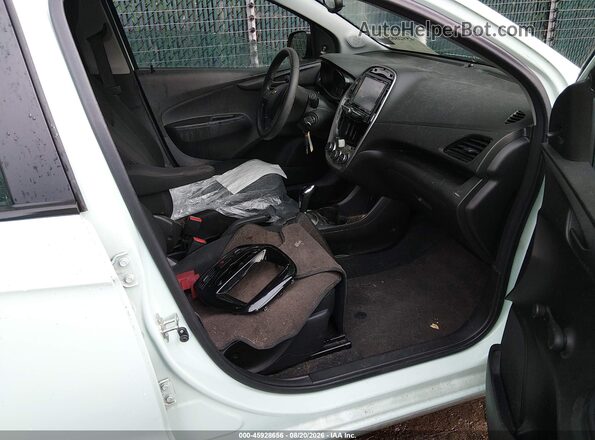 KL8CB6SA3HC755159 2017 CHEVROLET SPARK Teal წინა სალონის ხედი