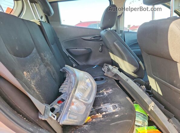 KL8CB6SA3HC785410 2017 CHEVROLET SPARK Бежевый Вид задних сидений