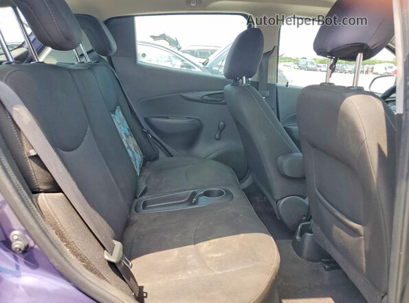 KL8CB6SA3HC823041 2017 CHEVROLET SPARK Фиолетовый Вид задней части салона