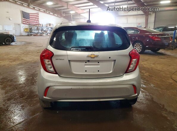 KL8CB6SA3KC815772 2019 CHEVROLET SPARK Silver Widok z tyłu