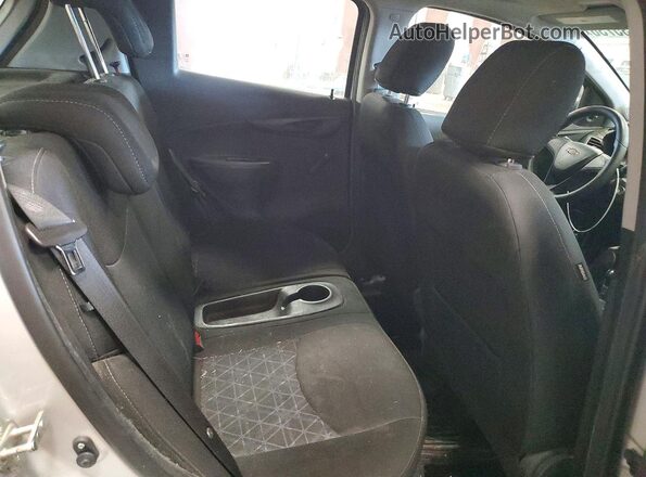 KL8CB6SA3KC815772 2019 CHEVROLET SPARK Silver Widok tylnych siedzeń
