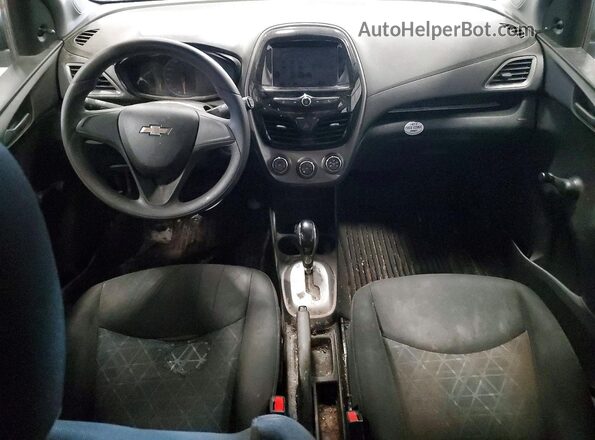 KL8CB6SA3KC815772 2019 CHEVROLET SPARK Silver Widok deski rozdzielczej