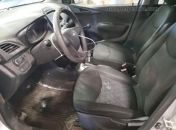 KL8CB6SA3KC815772 2019 CHEVROLET SPARK Silver Widok wnętrza z przodu