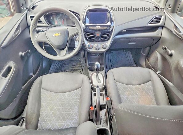 KL8CB6SA4LC403281 2020 CHEVROLET SPARK Красный Вид панели приборов