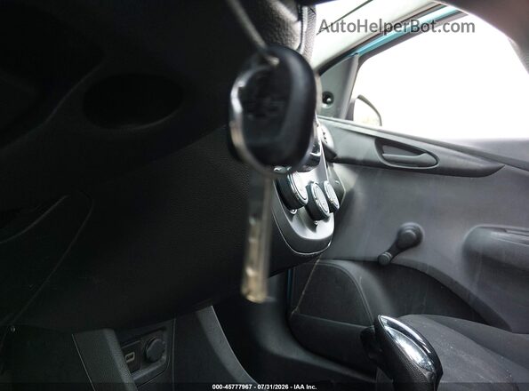 KL8CB6SA4MC737666 2021 CHEVROLET SPARK Синий Вид панели приборов