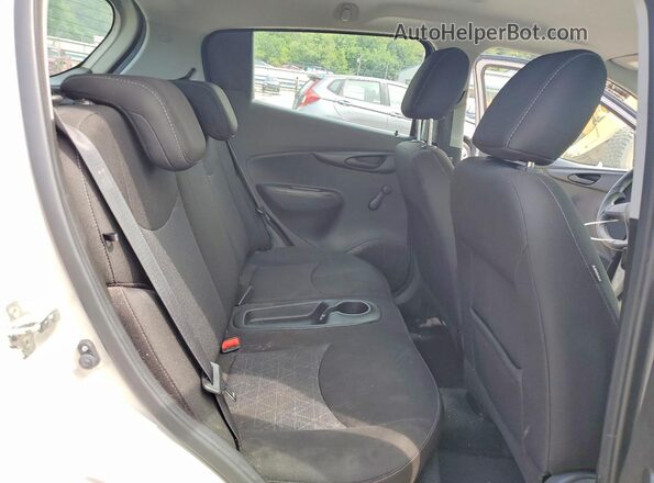 KL8CB6SA5LC423717 2020 CHEVROLET SPARK Бежевый Вид задних сидений