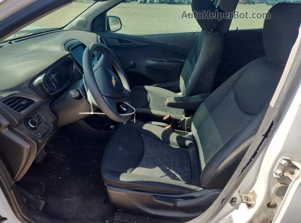 KL8CB6SA5LC462470 2020 CHEVROLET SPARK White Widok wnętrza z przodu