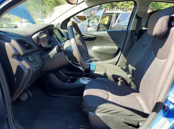 KL8CB6SA6GC590044 2016 CHEVROLET SPARK Blue Front interior view