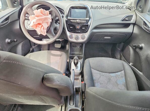KL8CB6SA6JC473877 2018 CHEVROLET SPARK Синий Вид панели приборов