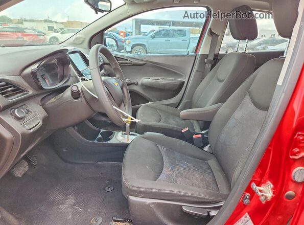 KL8CB6SA7HC828131 2017 CHEVROLET SPARK Red Widok wnętrza z przodu