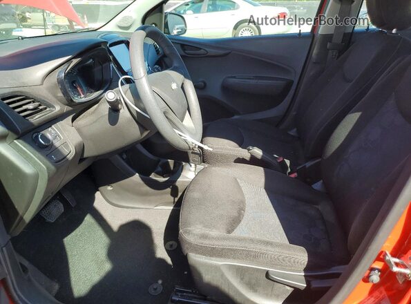 KL8CB6SA9HC839132 2017 CHEVROLET SPARK Red Vista interior delantera