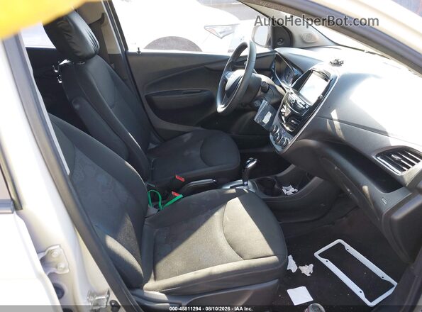 KL8CB6SAXGC634949 2016 CHEVROLET SPARK White Widok wnętrza z przodu