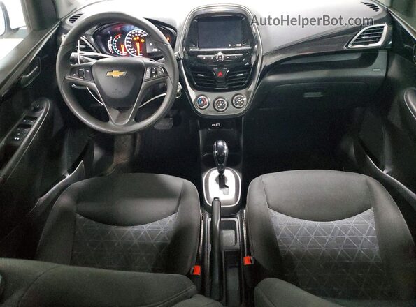 KL8CD6SA0KC753368 2019 CHEVROLET SPARK White Вид панелі приладів