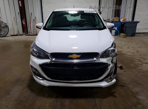 KL8CD6SA0KC753368 2019 CHEVROLET SPARK White Вид спереду