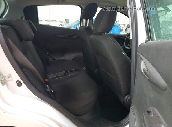 KL8CD6SA0KC753368 2019 CHEVROLET SPARK White Вид задньої частини салону