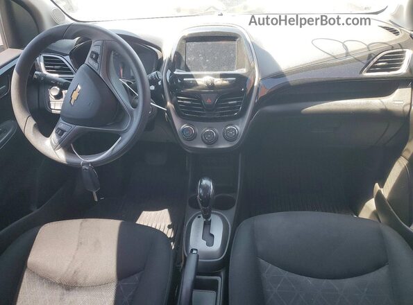 KL8CD6SA0LC447997 2020 CHEVROLET SPARK White Widok deski rozdzielczej