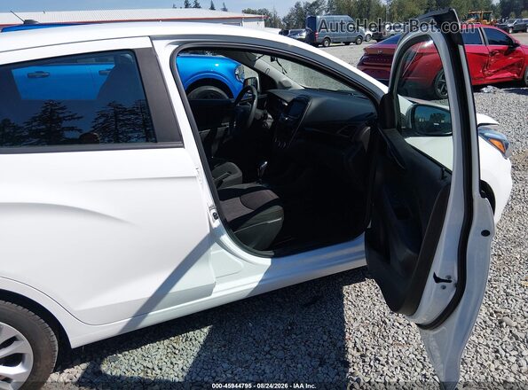 KL8CD6SA0MC216793 2021 CHEVROLET SPARK Белый Вид салона спереди