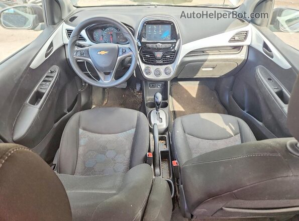 KL8CD6SA1HC756059 2017 CHEVROLET SPARK Gray Widok deski rozdzielczej