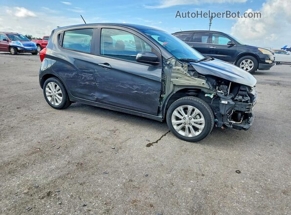 KL8CD6SA1HC756059 2017 CHEVROLET SPARK Gray Przód prawy