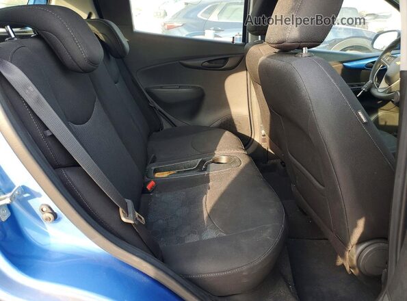 KL8CD6SA1JC423558 2018 CHEVROLET SPARK Blue Widok tylnych siedzeń