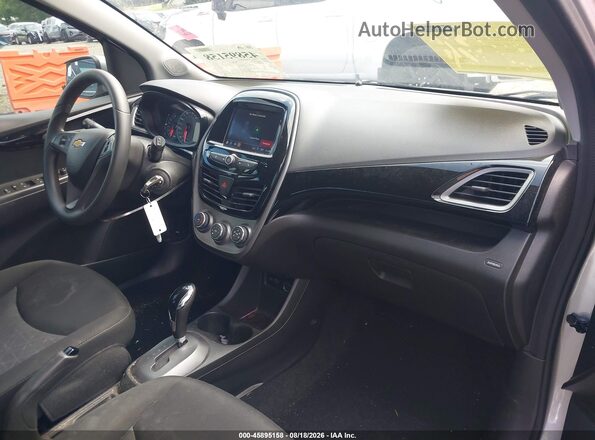 KL8CD6SA1KC806918 2019 CHEVROLET SPARK Silver Սալոնի դիմացի տեսք