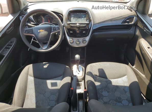 KL8CD6SA2JC469495 2018 CHEVROLET SPARK Pink Вид панелі приладів