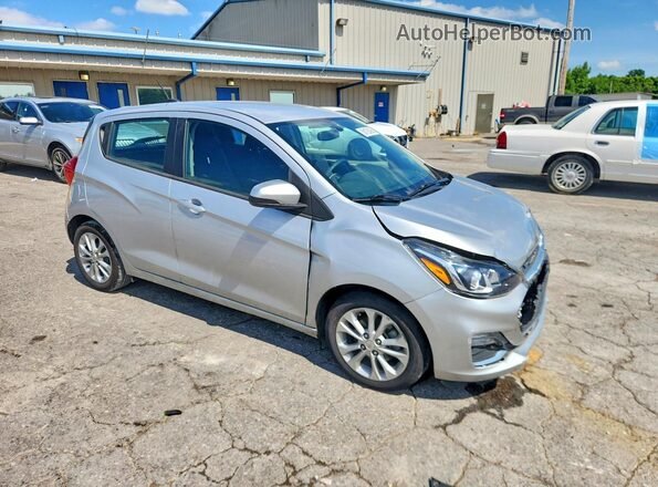 KL8CD6SA3LC443555 2020 CHEVROLET SPARK Silver Передня права чверть