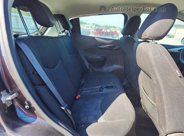 KL8CD6SA4GC620877 2016 CHEVROLET SPARK Gray Widok tylnych siedzeń