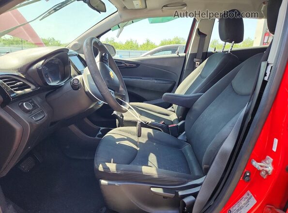 KL8CD6SA6LC428712 2020 CHEVROLET SPARK Red Widok wnętrza z przodu