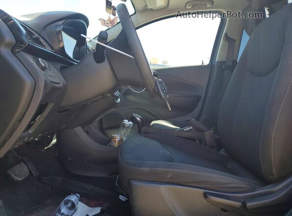 KL8CD6SA6MC223084 2021 CHEVROLET SPARK Black Вид салону спереду