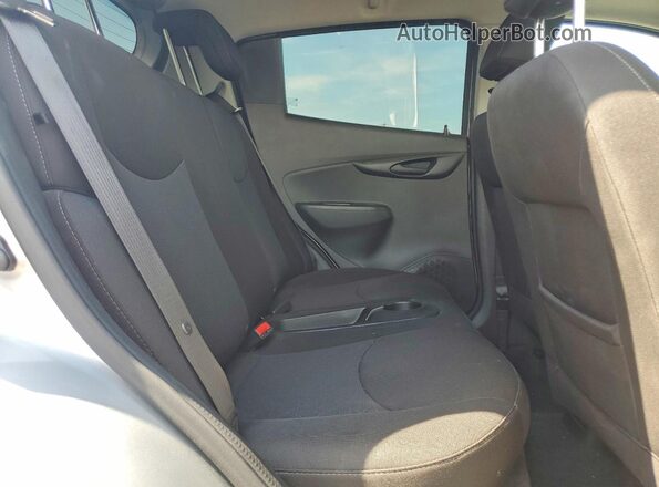 KL8CD6SA9KC743048 2019 CHEVROLET SPARK Silver უკანა სავარძლების ხედი