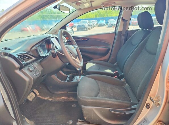 KL8CD6SA9LC480660 2020 CHEVROLET SPARK Серебряный Вид салона спереди