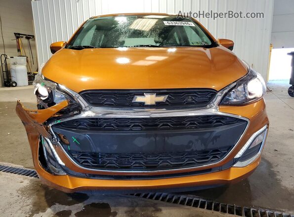 KL8CD6SAXLC418362 2020 CHEVROLET SPARK Orange Front view