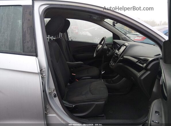KL8CD6SAXLC447215 2020 CHEVROLET SPARK Silver Widok wnętrza z przodu