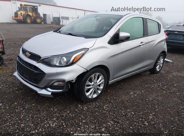 KL8CD6SAXLC447215 2020 CHEVROLET SPARK Silver Przód lewy