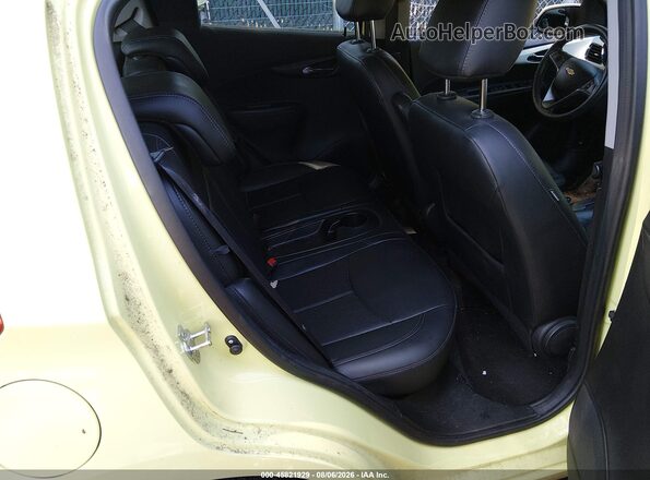 KL8CF6SA7HC766198 2017 CHEVROLET SPARK Yellow Widok naklejki z numerem VIN
