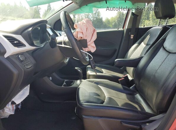 KL8CH6SA7JC422967 2018 CHEVROLET SPARK Pink Вид салону спереду