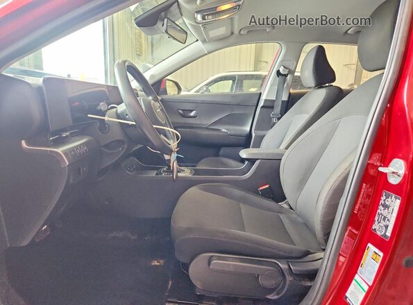 KM8HA3AB0RU086462 2024 HYUNDAI KONA Красный Вид салона спереди