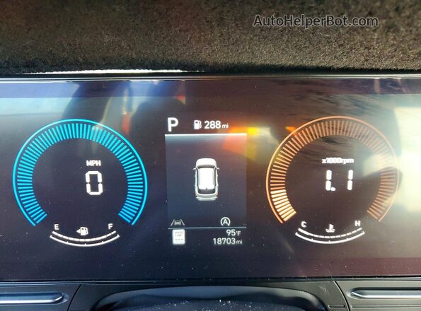 KM8HA3AB1SU222913 2025 HYUNDAI KONA White Սարքավորումների վահանակի տեսք