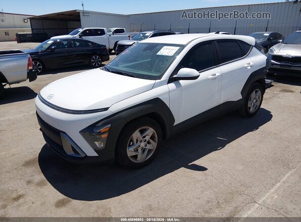 KM8HA3AB5SU326644 2025 HYUNDAI KONA White Առջևի ձախ երեք քառորդ տեսարան